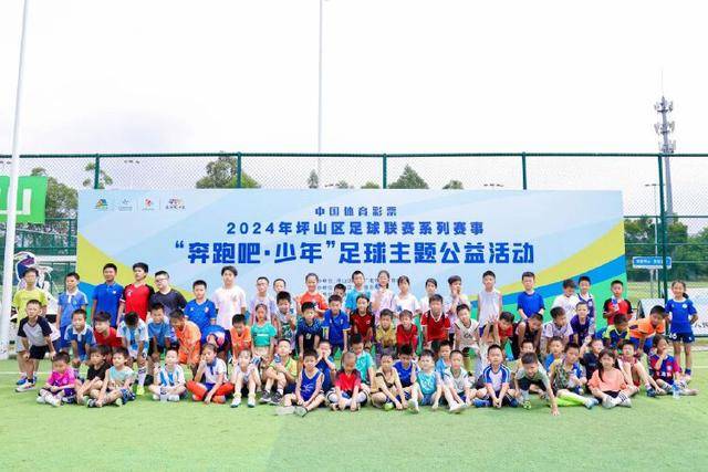 两场热身赛给了中国男篮答案，那就是：青春班底“郭士强，果然是强啊